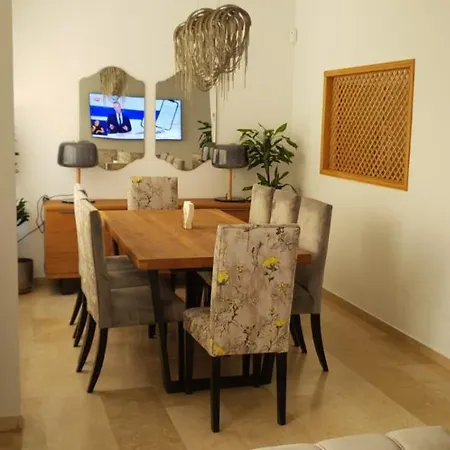 בית נופש Modern Golf Puerto Banus מארבלה