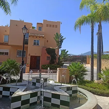 Modern Golf Puerto Banus בית נופש